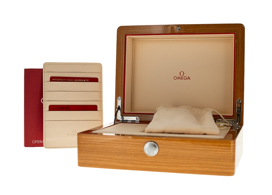 Omega Seamaster 300 233.30.41.21.01.001 Image 5